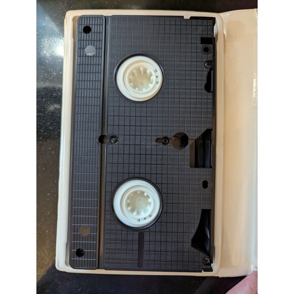 WALT DISNEY PETER PAN BLACK DIAMOND 1990  VHS CLAMSHELL - Picture 11 of 12